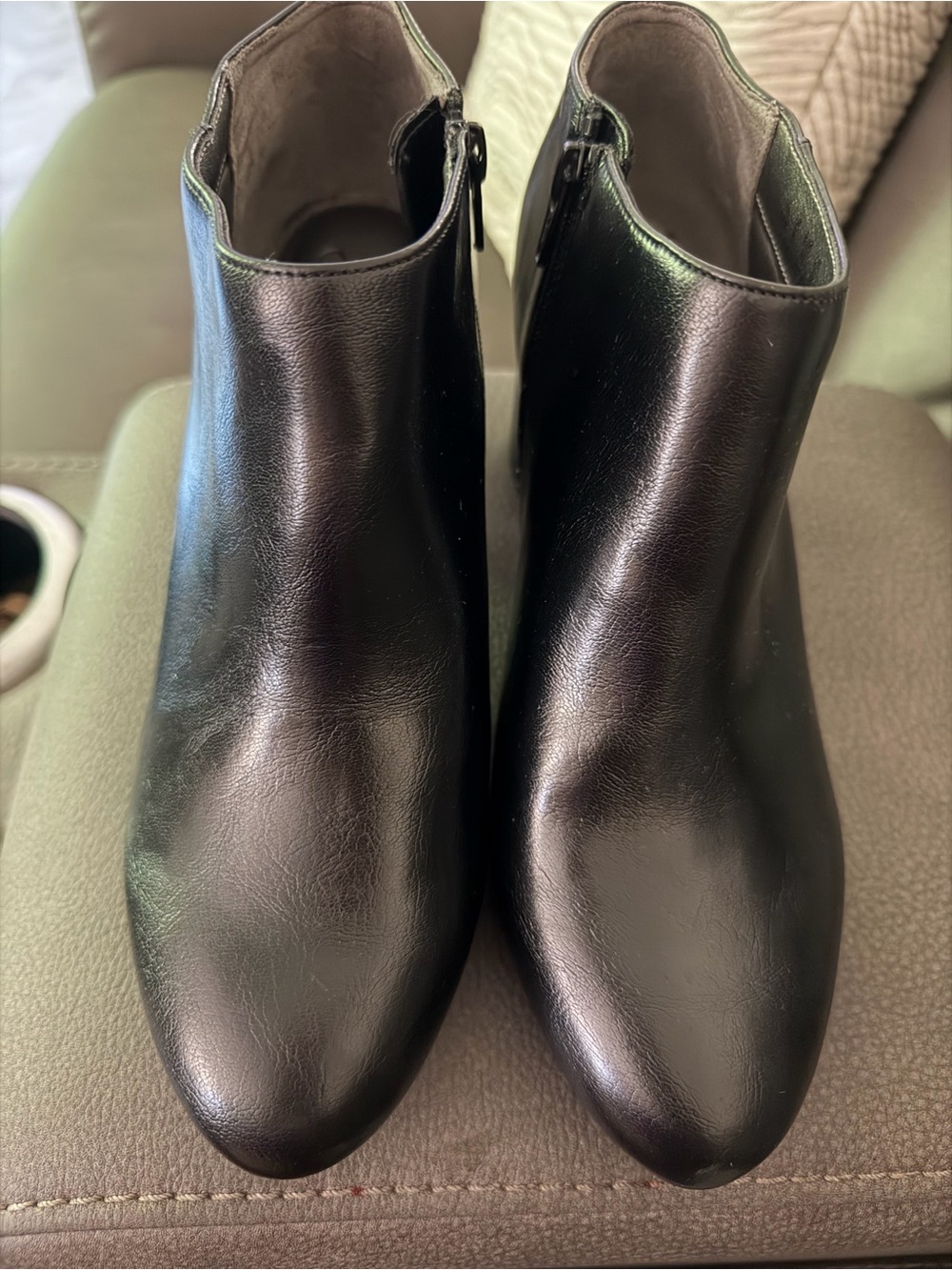 Life Stride Black Smooth Ankle Booties with Side Zip